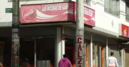 PANADERIA Y CAFETERIA LAS RICURAS DE SAMY PANADERIA Y CAFETERIA LAS RICURAS DE SAMY